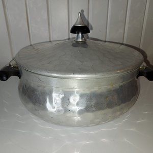 Vtg Mid Century Modern Hammered Aluminum Casserole Pot With Lid & glass insert